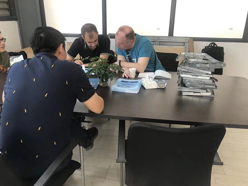 國(guó)外客戶(1)